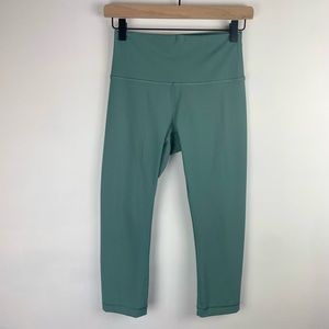 Lululemon crop align leggings